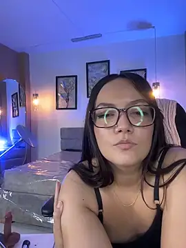 AylinStorm webcam