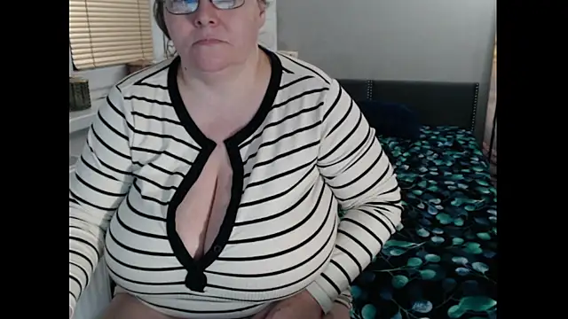 Sweetboobs webcam