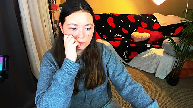 AlluringLookk webcam