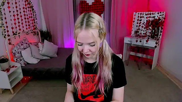 BellaMontgomery webcam