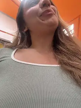 sarah_honey__ webcam