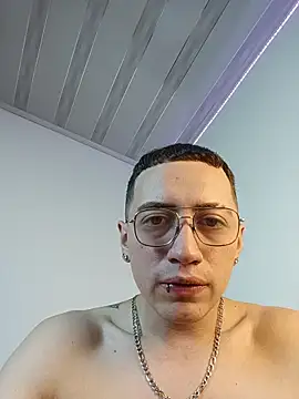 Emmanuel_Lust webcam