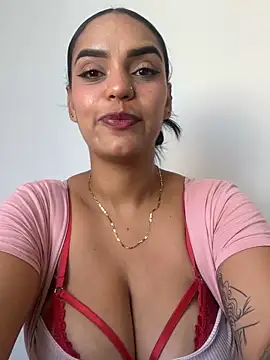 Sara-77 webcam