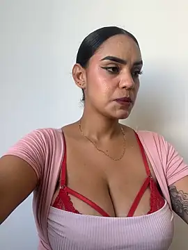 Sara-77 webcam