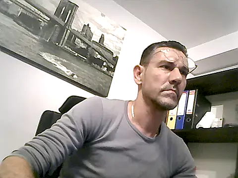 mastercharisma35 webcam