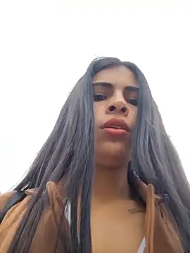 astrid-- - Astrid--'s free webcam