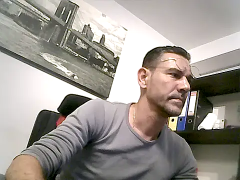 mastercharisma35 webcam