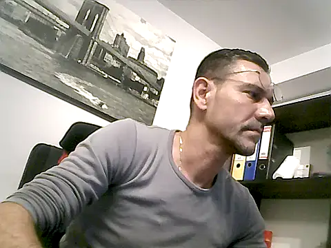 mastercharisma35 webcam