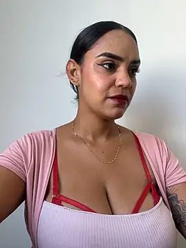 Sara-77 webcam