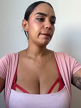 Sara-77 webcam