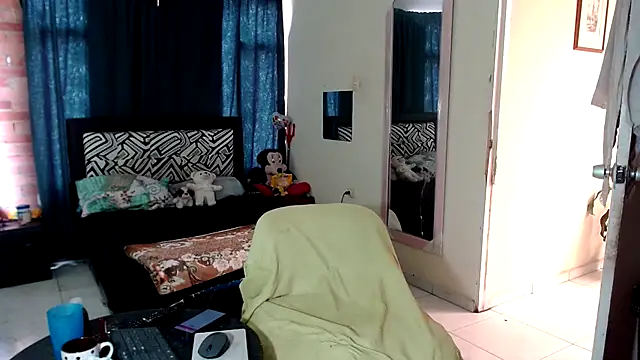 Sashaferrari2000 webcam