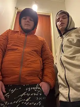 desiredude9 - Desiredude9's free webcam - UK Sex Cams