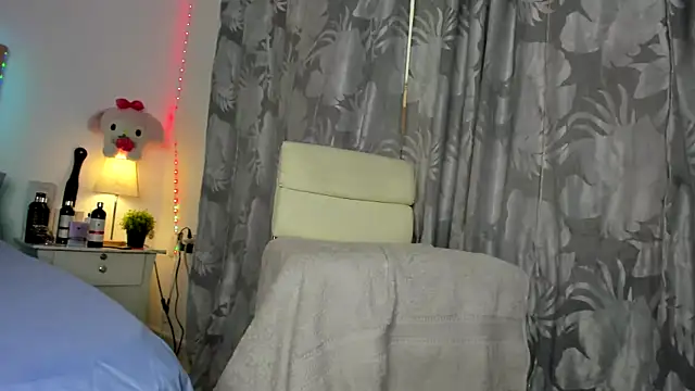 shantallhotxx webcam