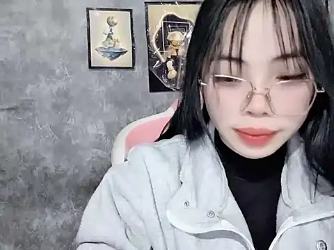 Suki_99 webcam