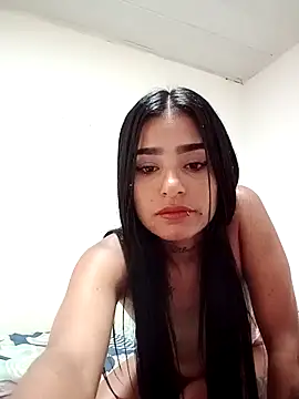 Nahomy_Kamber webcam