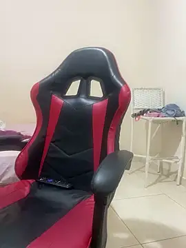 mari_valda2 - Mari_valda2's free webcam