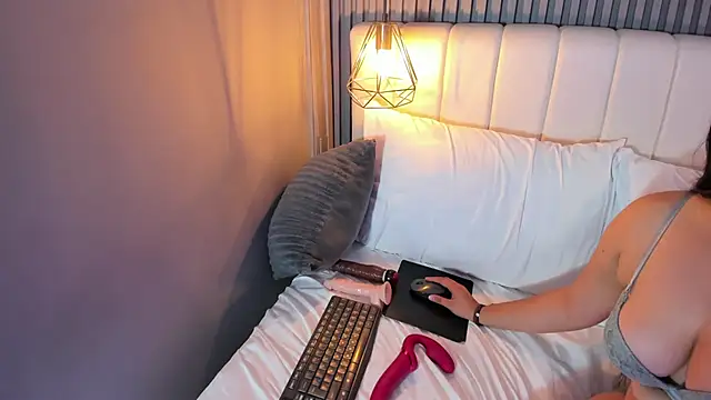 lunakarther - LunaKarther's free webcam