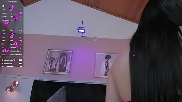 elodie_walker webcam