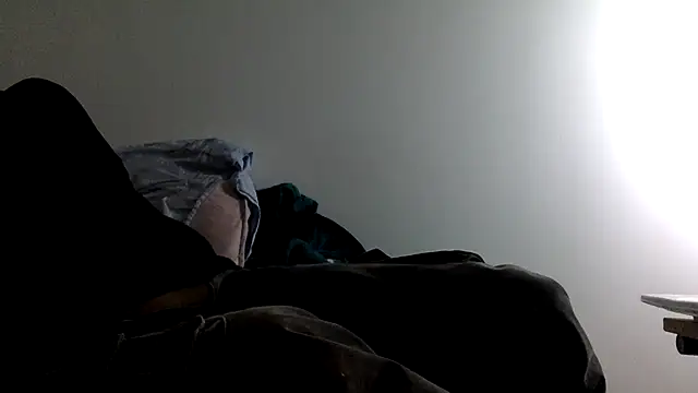 Live webcam thumbnail of molozeb from fr. Watch my show!