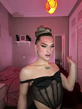 Crystal_________ webcam