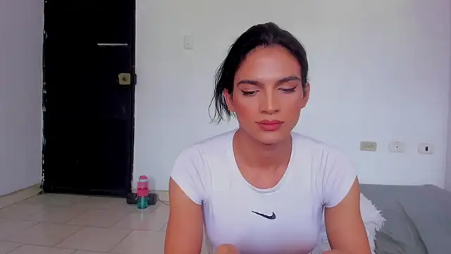 ISA_BELLA_VZL webcam