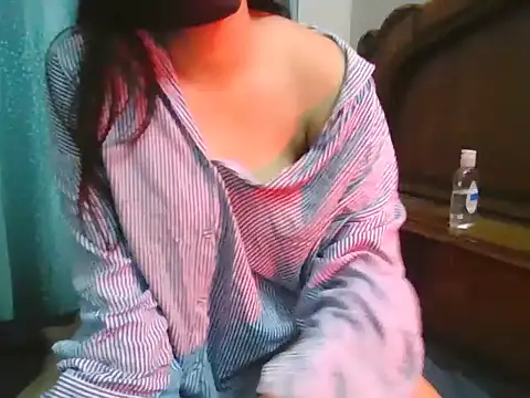 CumWithKajal webcam