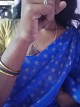 Webcam Model (Tamil_Hot_RoyalQueen)  is live.Free join now!