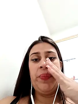 maribelle1 (F young) - Make me hot in public