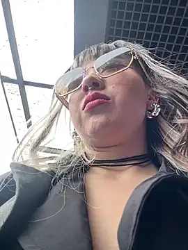 VictoriaGerard_Pink webcam