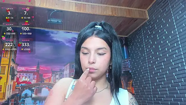 Small_naughty_ webcam