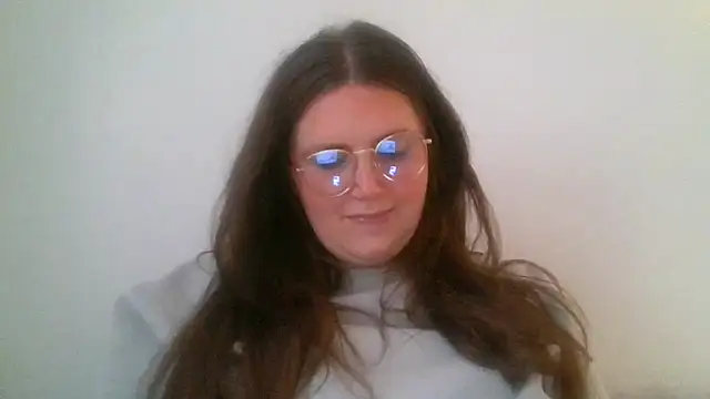 CherryJuneExperience webcam