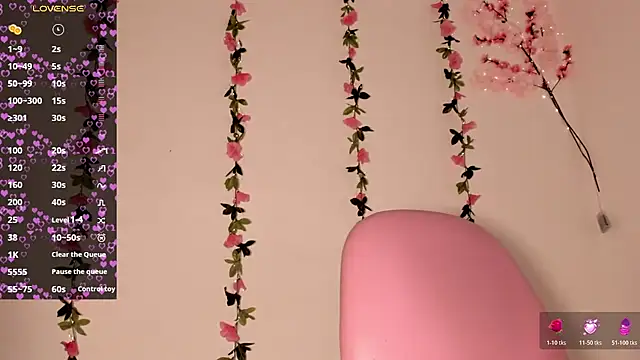 Ashleyroys_111 webcam