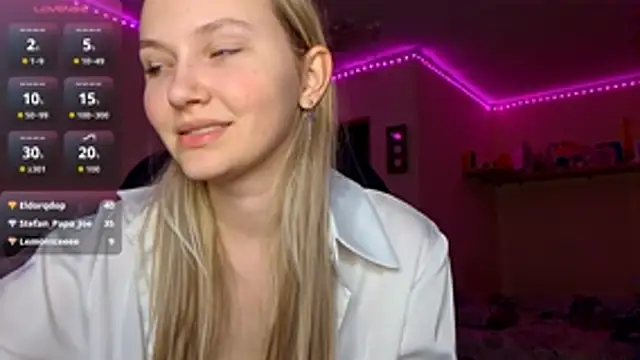 KarinRobertson webcam