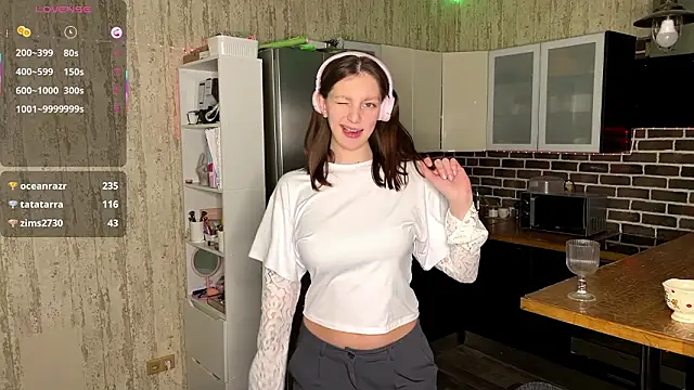 chrisamott - ChrisAmott's free webcam - UK Sex Cams