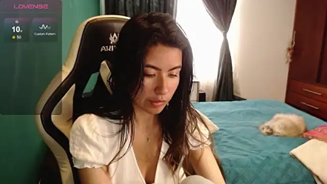 alice_middlee - Alice_middlee's free webcam - UK Sex Cams