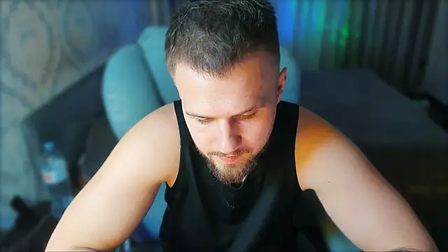 vladik_b - Vladik_b's free webcam - UK Sex Cams