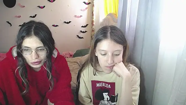 briar_y_blair - Briar_y_Blair's free webcam - UK Sex Cams