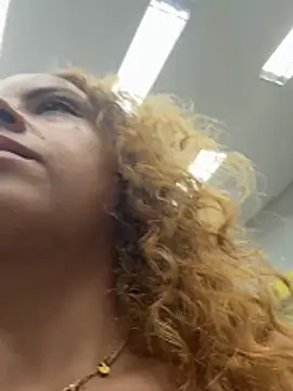 Chloe_Leaozinho webcam