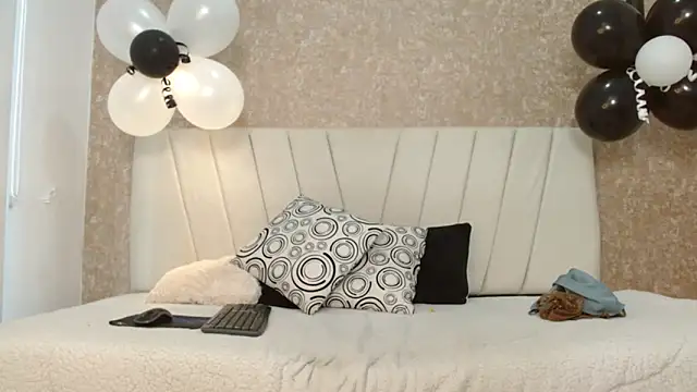 POCAHONTAS--- webcam