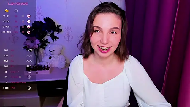 KindHazelHere_ webcam