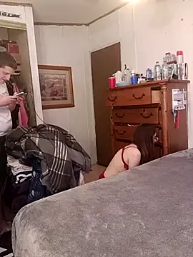 snowbird1117 - Snowbird1117's free webcam - UK Sex Cams