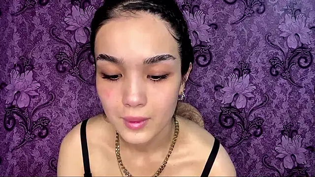 aylinblush - AylinBlush's free webcam - UK Sex Cams