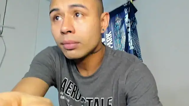 _logan_colton_ - _Logan_Colton_'s free webcam - UK Sex Cams