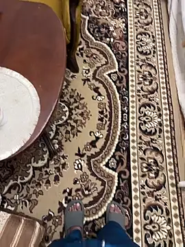 Mumbai_Guy_143 webcam