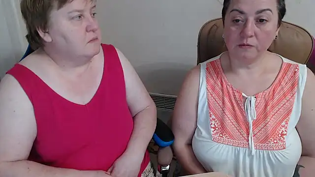 Bertie_Adeline webcam