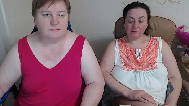 Bertie_Adeline webcam