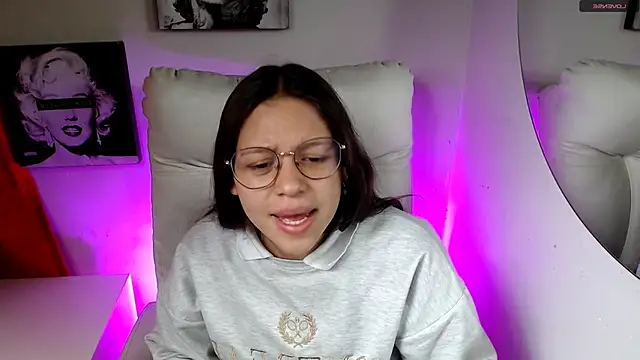 SamanthaRoldaan webcam