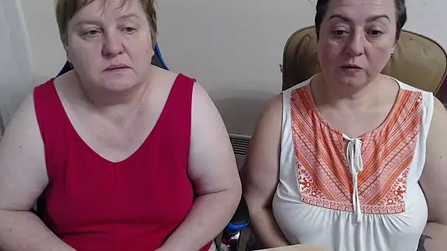 Bertie_Adeline webcam