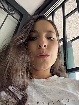 LittleDoll___ webcam