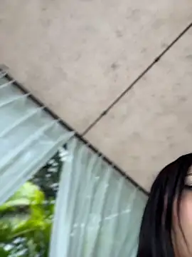 ArieliciousXXX webcam